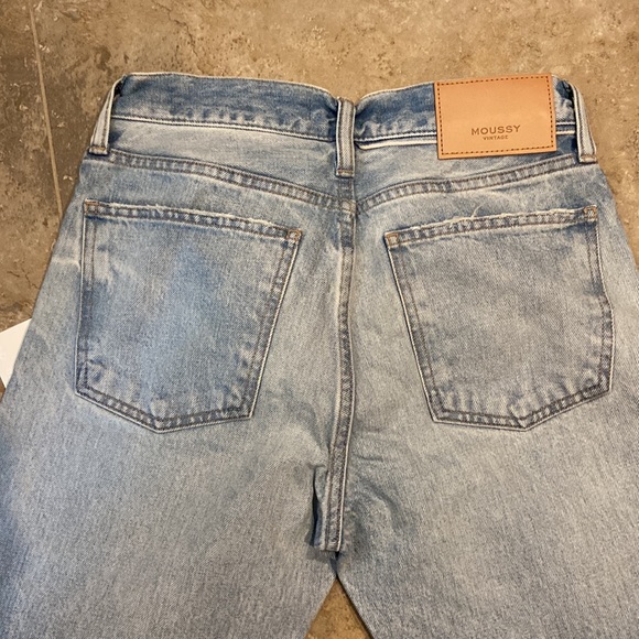 MOUSSY Vintage Style Jeans Naval Tapered Light Blue Mid-Rise Button Fly NWT - Picture 9 of 9